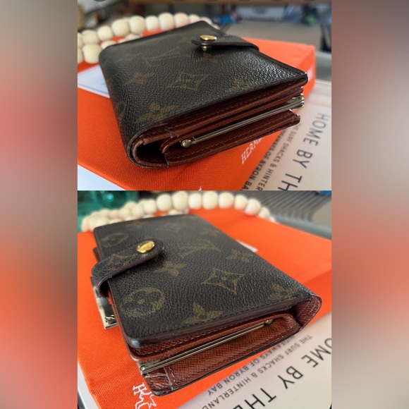 LOUIS VUITTON Monogram French Kisslock wallet. Very good condition. Vintage. - Picture 8 of 12